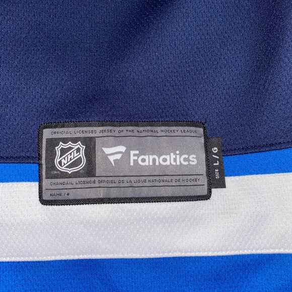 NWOT Winnipeg Jets Jersey - Picture 5 of 5